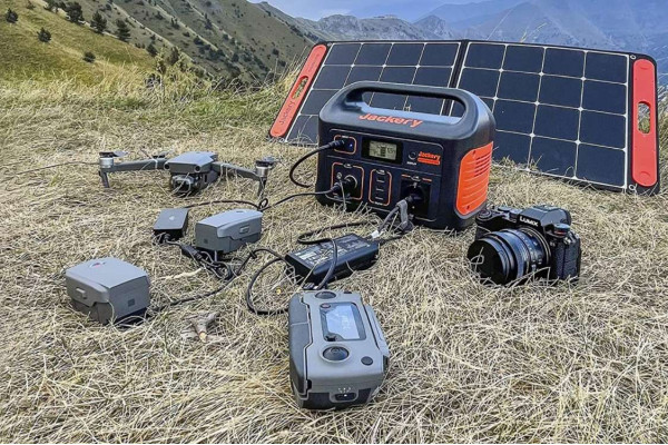 Портативна електростанція Jackery Explorer 500EU Портативна електростанція Jackery Explorer 500EU